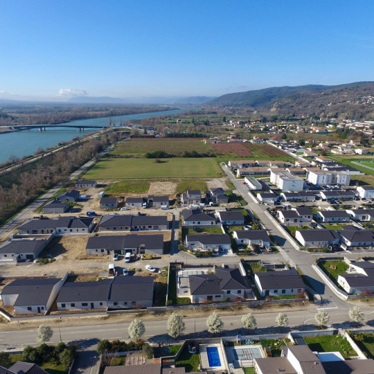  DROME ARDECHE IMMOBILIER : Ground | CHARMES-SUR-RHONE (07800) | 0 m2 | 83 000 € 