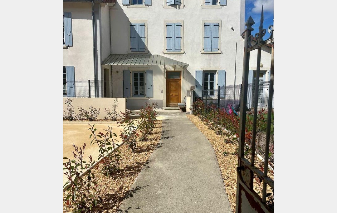 DROME ARDECHE IMMOBILIER : Apartment | CHABEUIL (26120) | 60 m2 | 615 € 