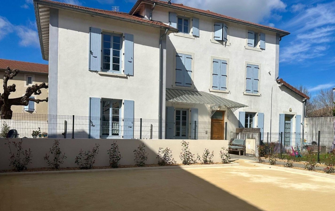 DROME ARDECHE IMMOBILIER : Appartement | CHABEUIL (26120) | 60 m2 | 615 € 