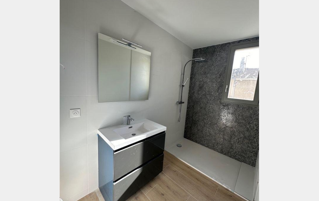 DROME ARDECHE IMMOBILIER : Maison / Villa | CHABEUIL (26120) | 130 m2 | 1 450 € 