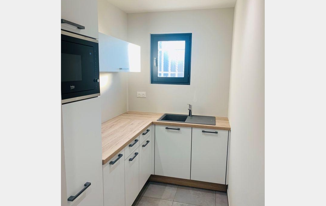 DROME ARDECHE IMMOBILIER : Local / Bureau | VALENCE (26000) | 117 m2 | 1 300 € 
